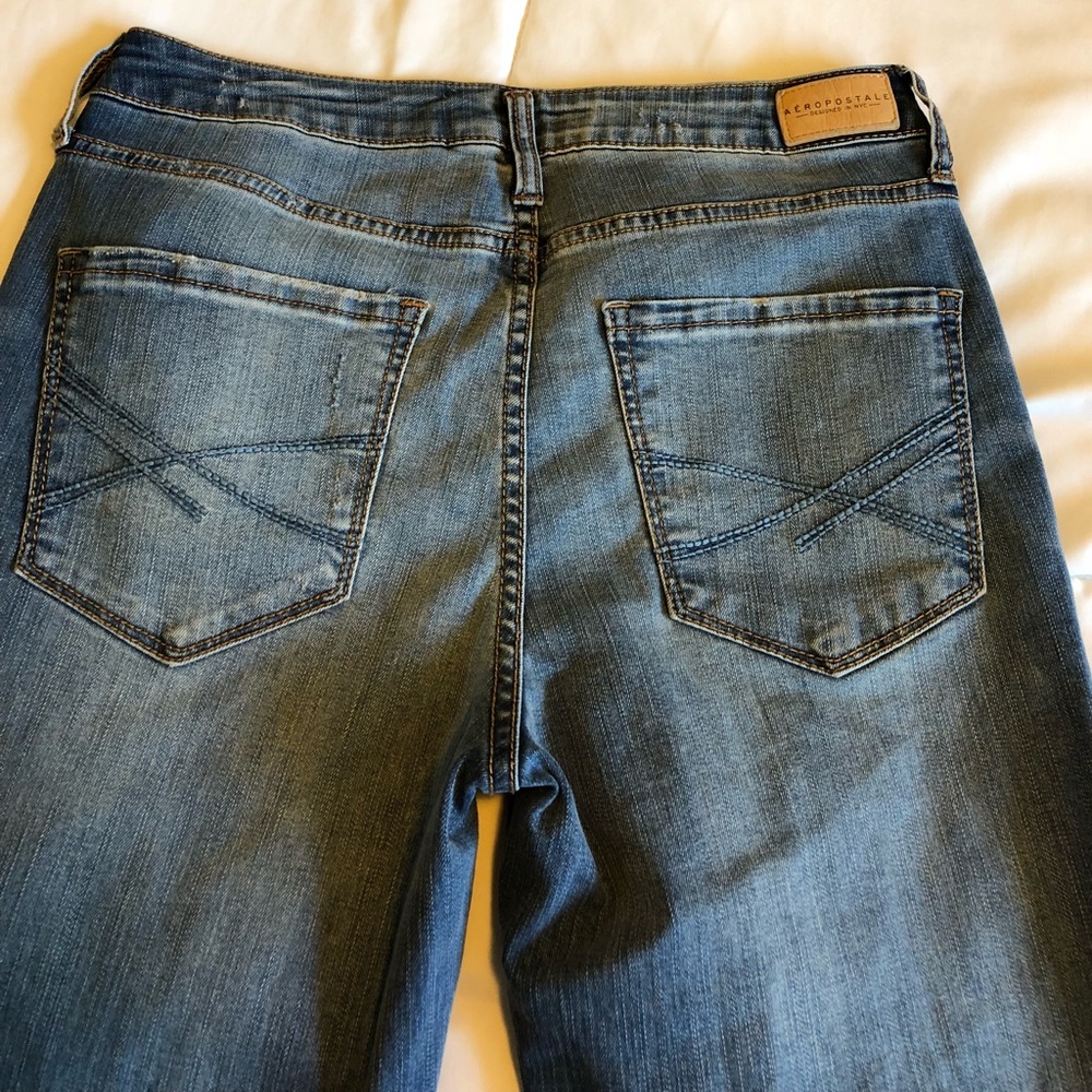Aeropostale Ripped Skinny Jeans